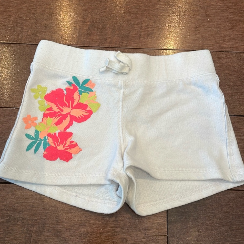 Jessica Simpson short white shorts